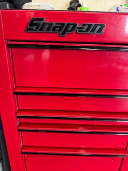 Snap on tool box