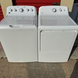GE washer and dryer set 