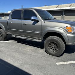 2004 Toyota Tundra 2WD 