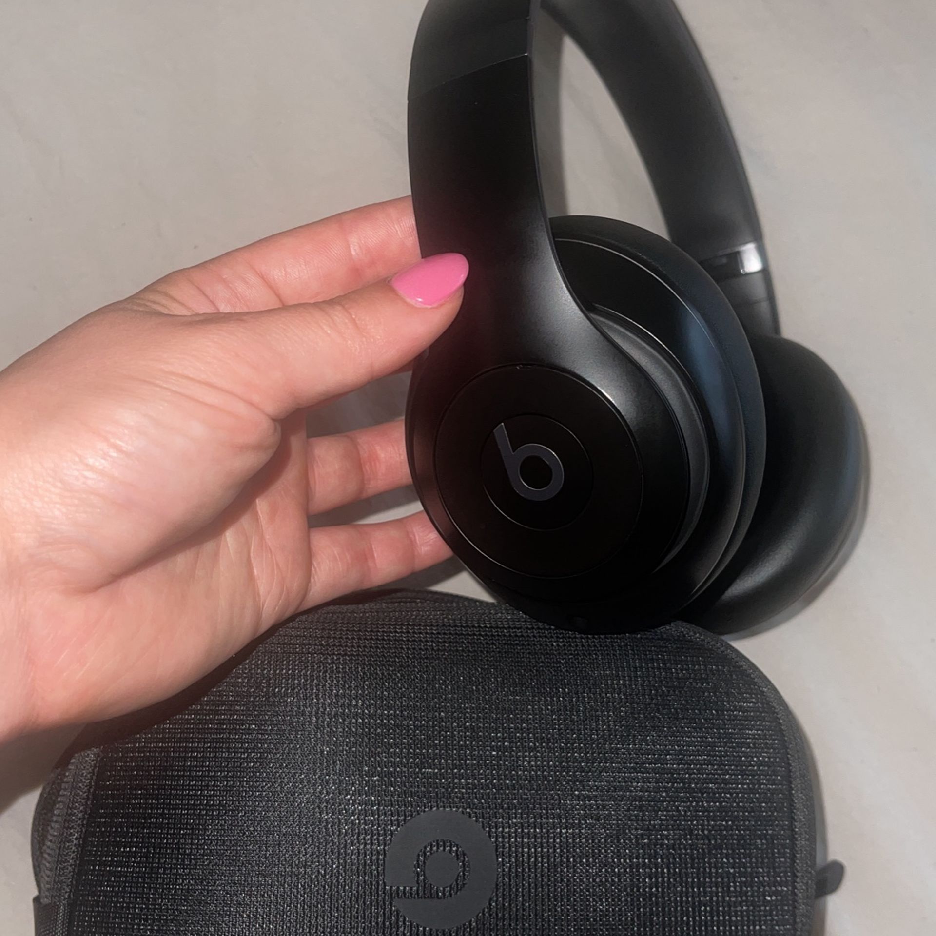 Beats Studio Pro Headphones π§