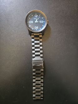 Nixon stainless steel