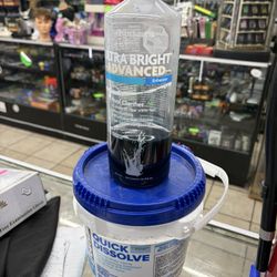 Essential Pool Care Bundle - Clarifier & Quick Dissolve Chlorine