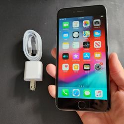iPhone 6 Plus - UNLOCKED - Like New 