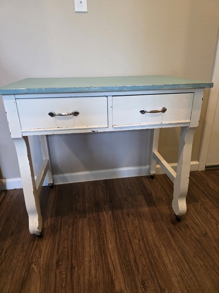 Rolling Farmhouse Desk