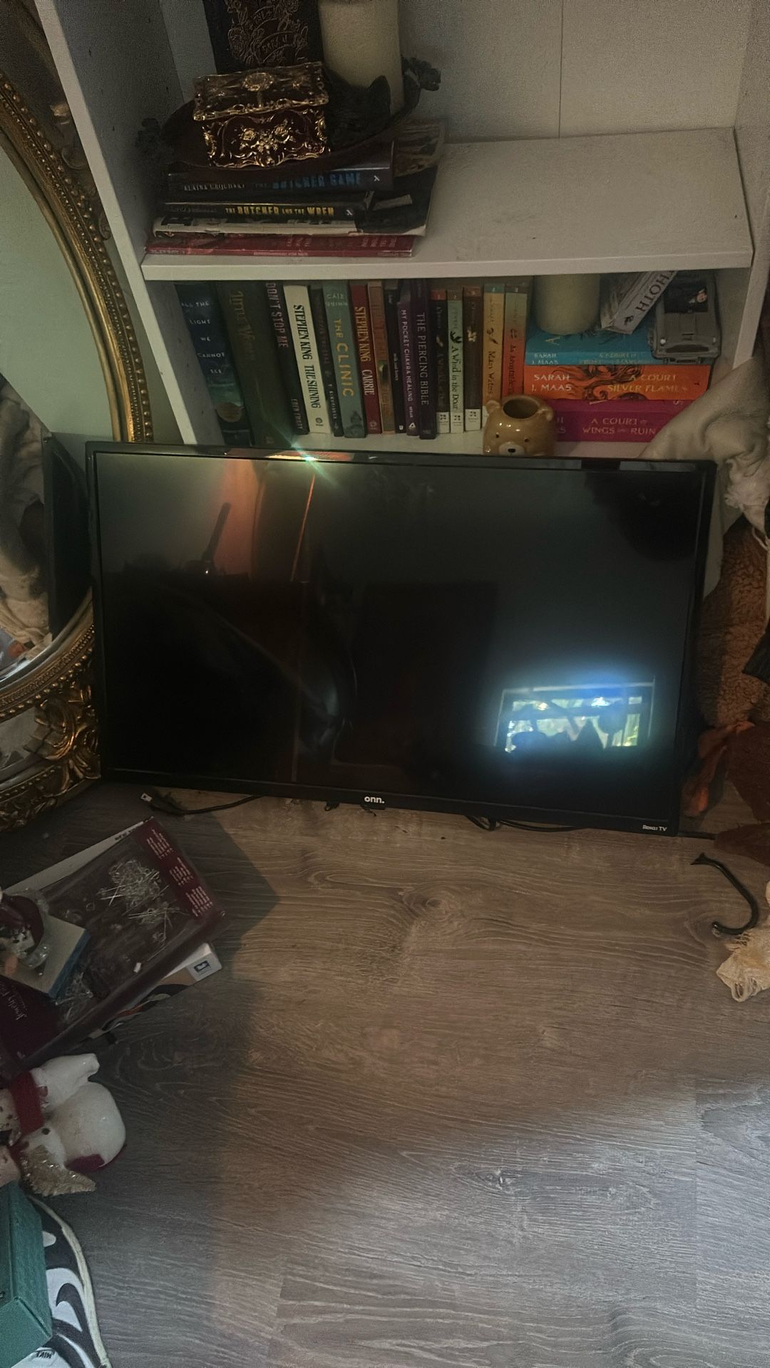 32in Roku Tv