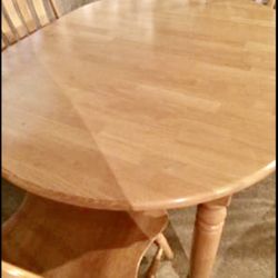 Solid Pine Oval Table with Leaf and 4 Chairs