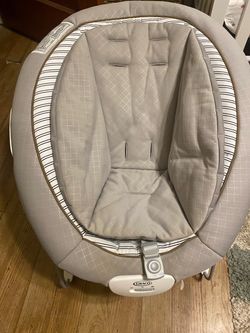 Graco infant bouncer and swing