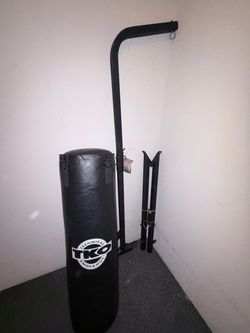 TKO Heavy Bag & Metal Stand Combo USED