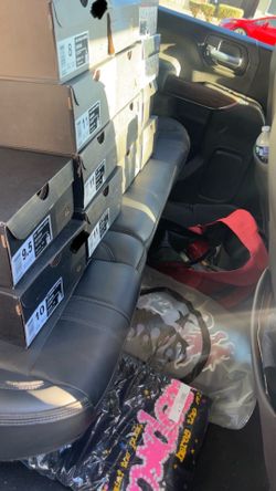 Jordan 4s