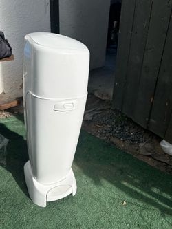 Diaper genie