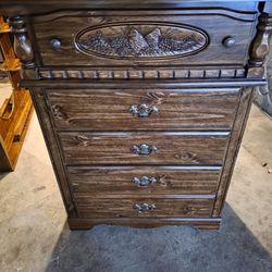 Queen Bedroom Set
