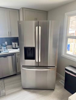 LG refrigerator