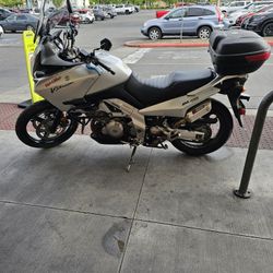 2004 Suzuki V-STROM  1000