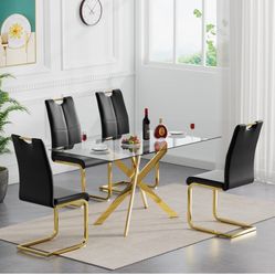 Comedor Negro Con Dorado 4 sillas Y Mesa