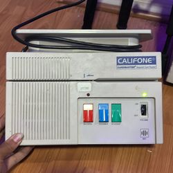 Magnetic card reader