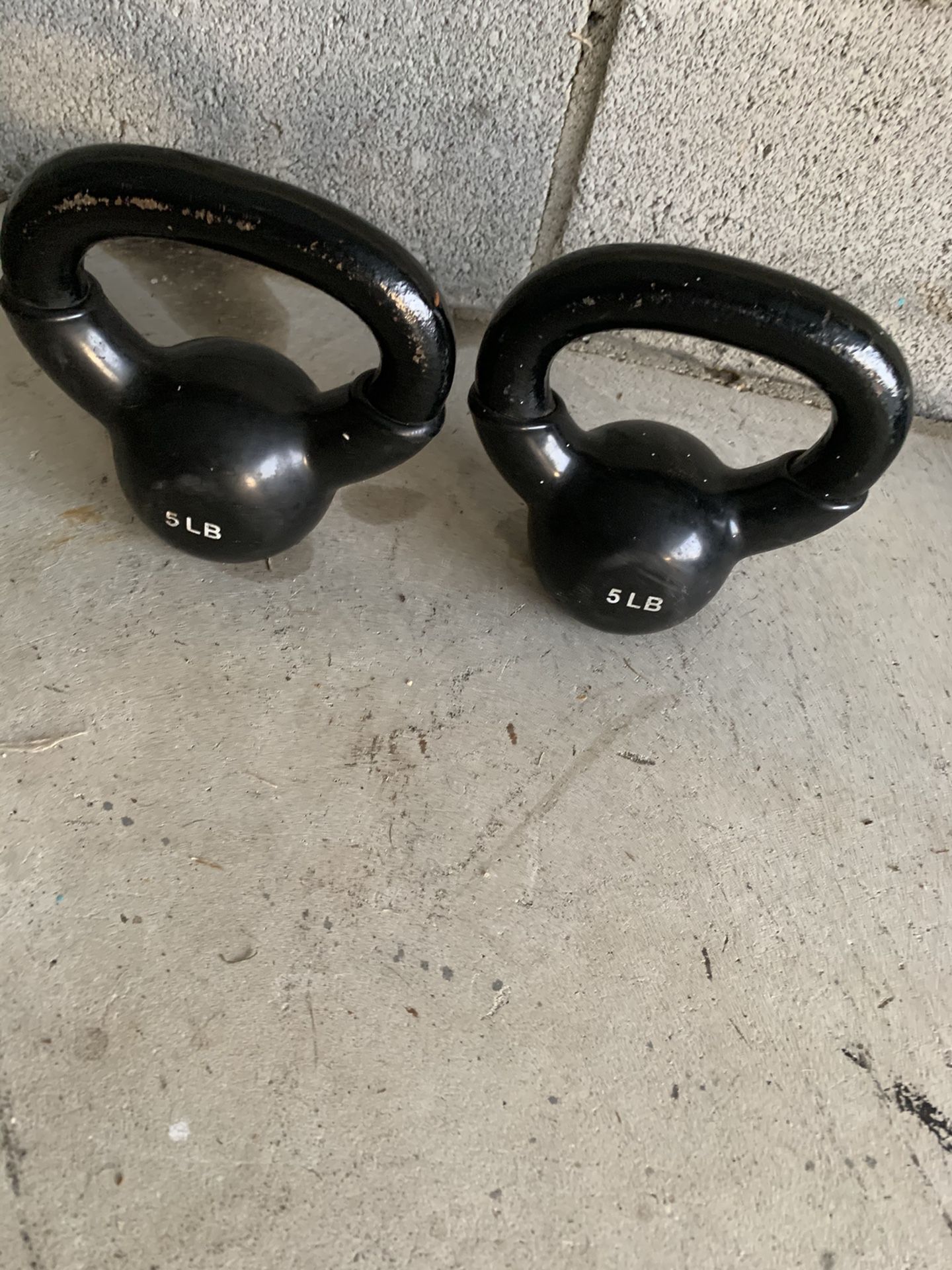 Pair of 5 LB Kettle Bell Weights