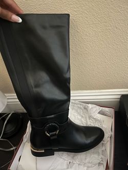 Leather boots size 8 women’s