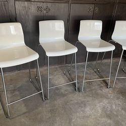 Bar Stools Set