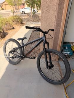 GT la bomba dirt jumper