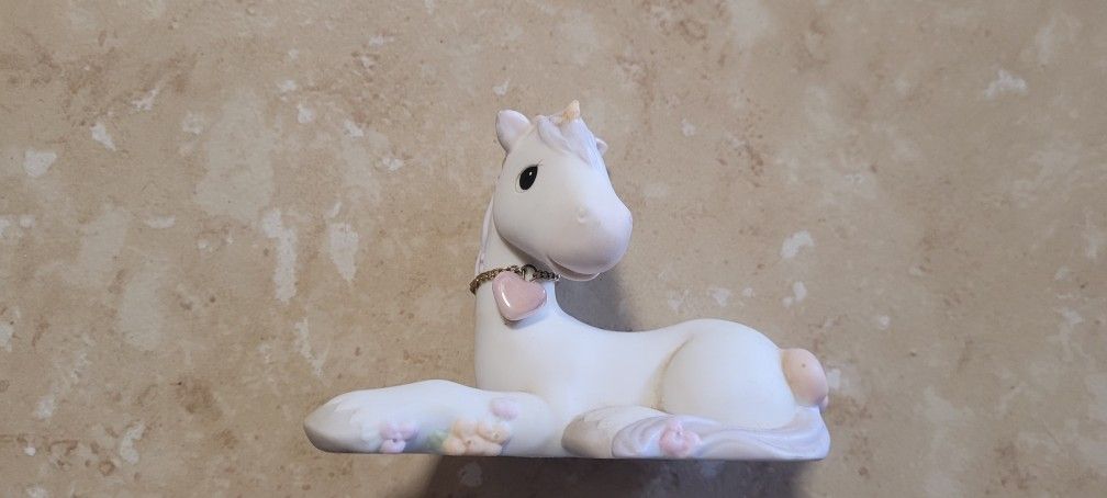 Precious Moments figurines X2