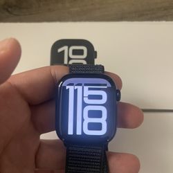 Apple Watch Series 10 42 mm  GPS - LIKE NEW