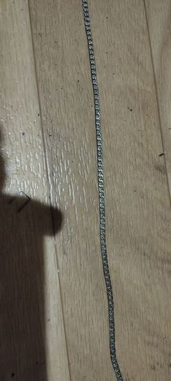 10 k yellow gold necklace