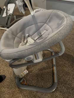 GRACO Swing with Removable Rocker
