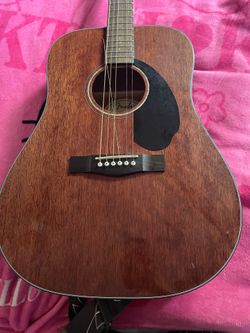 Broken string guitar