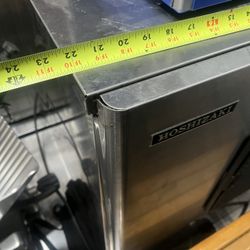 Hishizaki Ice Machine 