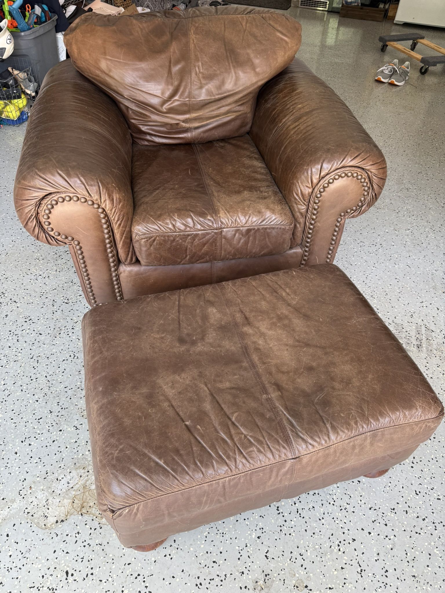 Chair & Ottoman - Premium leather - Excellent!