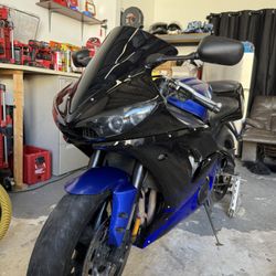 R6 Yamaha 2005