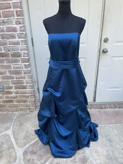 David’s Bridal, Women’s Formal Dress