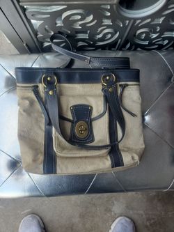 Coach Legacy Signature Gigi Shoulder Bag.