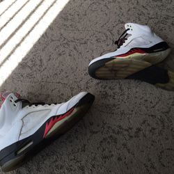 Damaged Fire Red Jordan 5