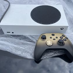 Xbox series S BundleWith External Hard Drive