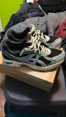 ASICS size men 8 1/2