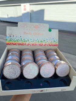Body Glitter β¨ 2 x $10 (All New ) ππππ€π»