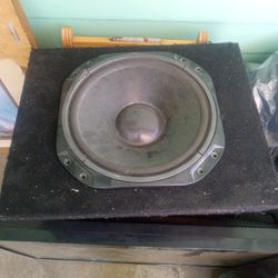 Good 12 in woofer with speaker box