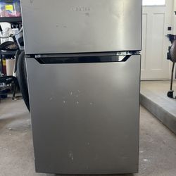 Hisense Mini Fridge/freezer