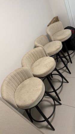 Set of 4 Upholstered Bar Stools