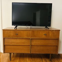Antique 1960 Original Harmony House Six Drawer Dresser