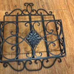 New Black Metal Mail  and Key Holder 