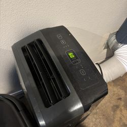 LG portable Air Conditioner 12kbtu