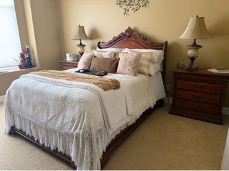 Queen Bed /
