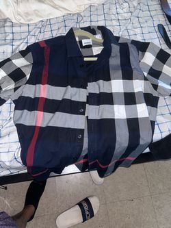 Burberry men’s short sleeve shirt size L