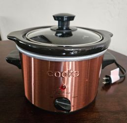 Cook's 1.5 Quart Slow Cooker