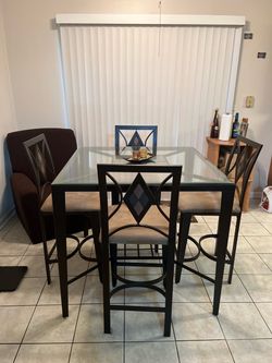 Dining room set