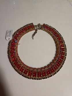 Women’s necklaces