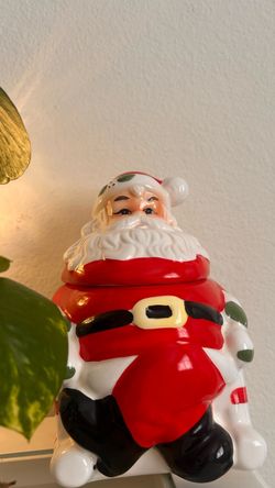 VINTAGE SANTA CLAUS COOKIE JAR