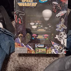 Space invaders game console